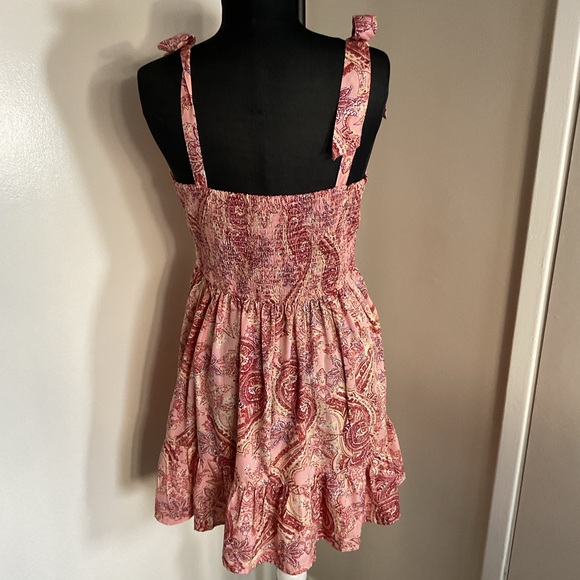 B.O.G Collective Pink Paisley Sundress Tie Strap Mini Dress Size Large - Picture 5 of 5